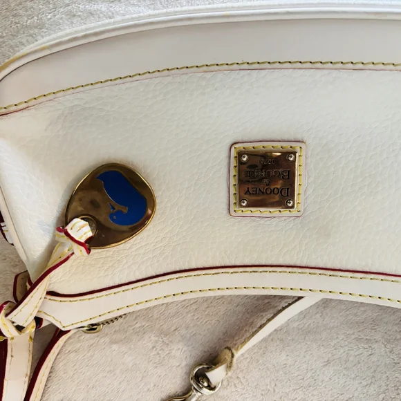 Dooney & Bourke Cream Leather Shoulder Bag with Red Trim - Picture 2 of 6